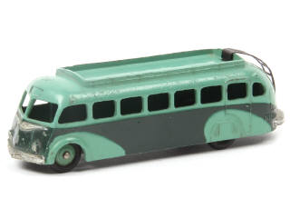 Lot 376 - DINKY TOYS (FRANCE) (1)