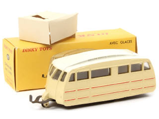 Lot 396 - DINKY TOYS (FRANCE) (1)