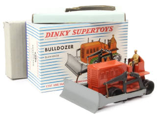 Lot 399 - DINKY TOYS (FRANCE) (1)