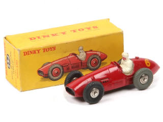 Lot 366 - DINKY TOYS (FRANCE) (1)