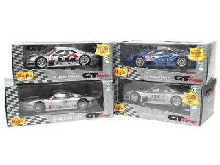 Lot 105 - MAISTO (CHINE) (4)