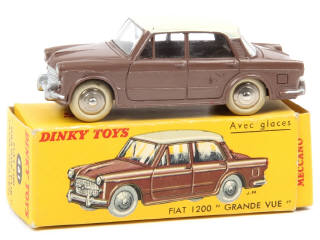 Lot 395 - DINKY TOYS (FRANCE) (1)