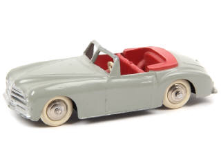 Lot 391 - DINKY TOYS (FRANCE) (1)