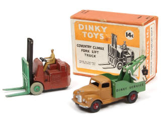 Lot 360 - DINKY TOYS (GB) (2)
