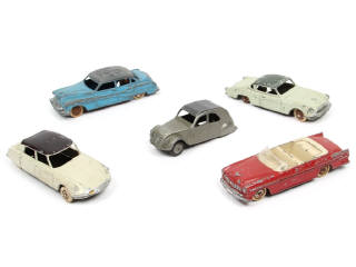 Lot 406 - DINKY TOYS (FRANCE) (5)