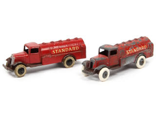 Lot 410 - DINKY TOYS (FRANCE) (2)