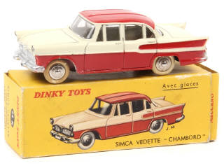 Lot 105 - DINKY TOYS (FRANCE) (1)