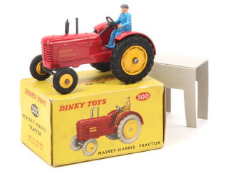 Lot 267 - DINKY TOYS (GB) (1)