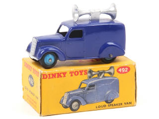 Lot 277 - DINKY TOYS (GB) (1)