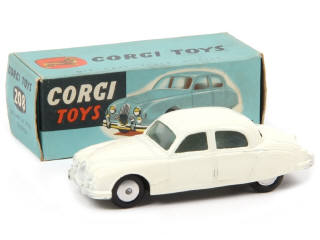 Lot 333 - CORGI TOYS (GB) (1)