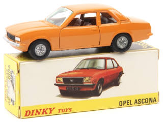 Lot 185 - DINKY TOYS (FRANCE) (1)