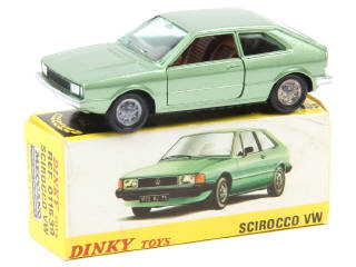 Lot 180 - DINKY TOYS (FRANCE) (1)