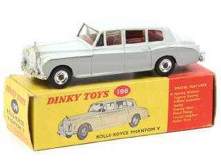 Lot 264 - DINKY TOYS (GB) (1)