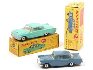 Lot 304 - DINKY TOYS (GB) (2)