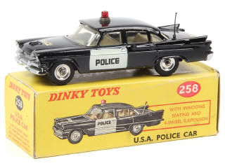 Lot 266 - DINKY TOYS (GB) (1)