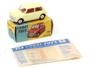 Lot 336 - CORGI TOYS (GB) (1)