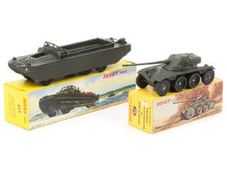 Lot 226 - DINKY TOYS (FRANCE) (2)