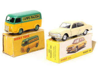 Lot 190 - DINKY TOYS (FRANCE) (2)