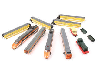 Lot 47 - DIVERS 'HO' (12)