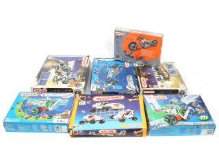 Lot 101 - MECCANO (FRANCE) (7)