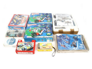 Lot 102 - MECCANO (FRANCE) (9)