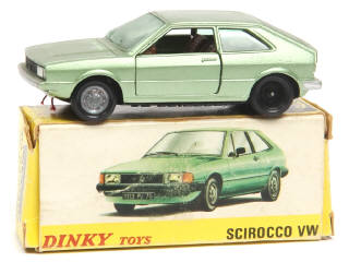 Lot 415 - DINKY TOYS (FRANCE) (1)