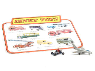 Lot 391 - DINKY TOYS (FRANCE) (3)