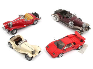Lot 140 - FRANKLIN MINT (USA) (4)