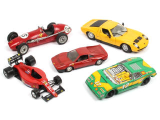 Lot 163 - DIVERS (5)