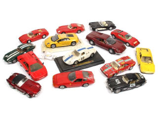 Lot 165 - DIVERS (14)