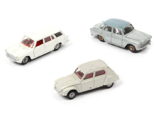 Lot 383 - DINKY TOYS (FRANCE) (3)