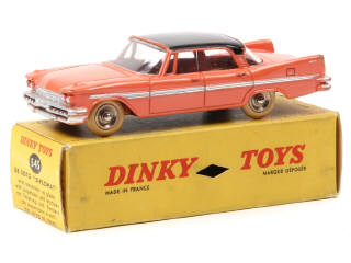 Lot 367 - DINKY TOYS (FRANCE) (1)