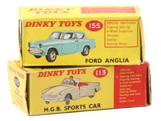 Lot 282 - DINKY TOYS (GB) (2)