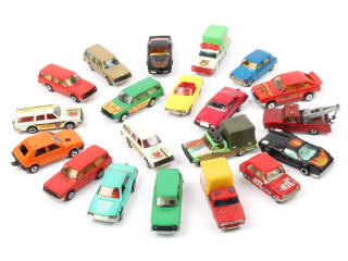 Lot 231 - MAJORETTE (FRANCE) (20)