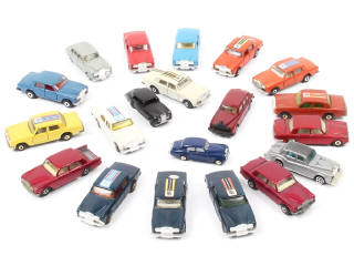 Lot 155 - DIVERS (20)