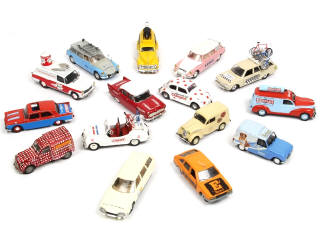 Lot 85 - DIVERS (15)