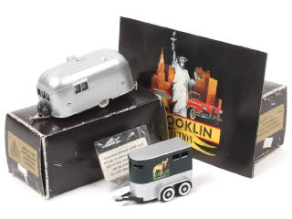 Lot 229 - BROOKLIN MODELS (GB) (2)