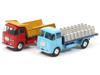 Lot 275 - CORGI TOYS (GB) (2)