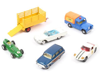 Lot 305 - CORGI TOYS (GB) (6)
