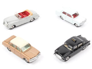 Lot 327 - DINKY TOYS (GB) (4)
