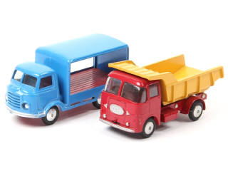 Lot 276 - CORGI TOYS (GB) (2)
