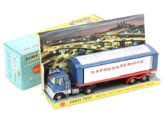 Lot 270 - CORGI TOYS (GB) (1)
