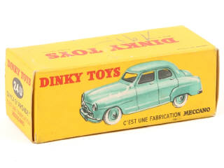 Lot 339 - DINKY TOYS (FRANCE) (1)