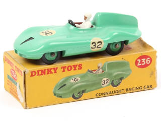 Lot 316 - DINKY TOYS (GB) (1)