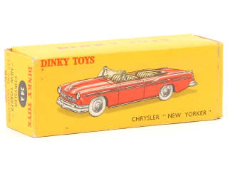 Lot 335 - DINKY TOYS (FRANCE) (1)