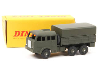Lot 386 - DINKY TOYS (FRANCE) (1)