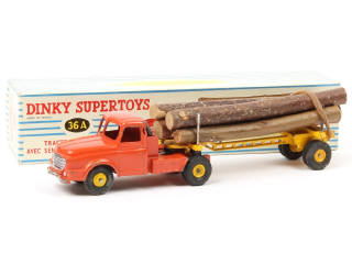Lot 377 - DINKY TOYS (FRANCE) (1)