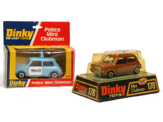 Lot 305 - DINKY TOYS (GB) (2)