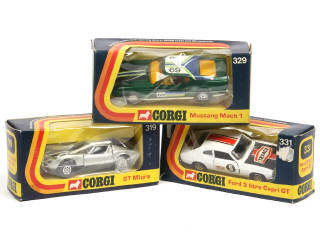 Lot 277 - CORGI TOYS (GB) (3)