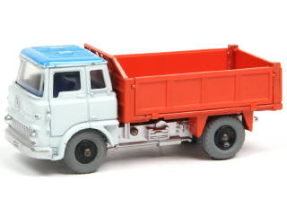 Lot 330 - DINKY TOYS (GB) (1)